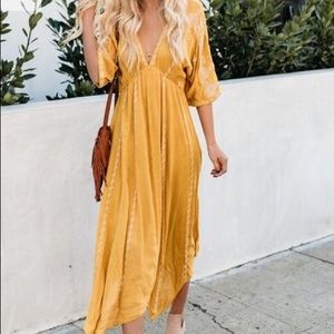 NWT Yellow maxi dress